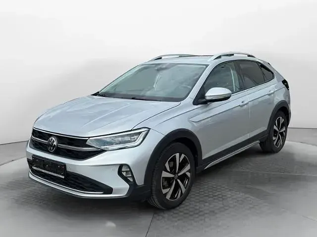 Gebraucht VW Taigo Style 150 PS (110 kW) 2022 Silbergrau SUV