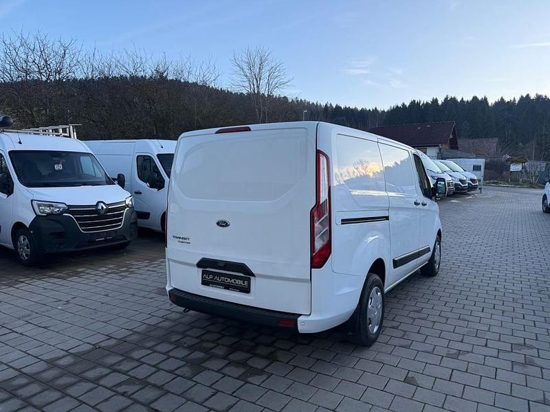 Gebraucht Ford Transit Custom 131 PS (96 kW) 2020 Weiß Van / Kleinbus