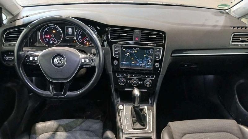 Gebraucht VW Golf VII Highline 150 PS (110 kW) 2015 Blau Kombi