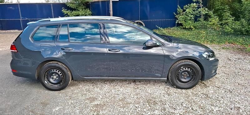 Gebraucht VW Golf VII Join 115 PS (84 kW) 2019 Grau Kombi