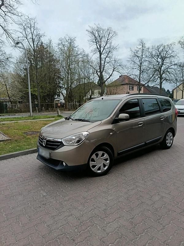 Gebraucht Dacia Lodgy 108 PS (79 kW) 2013 Braun Van / Kleinbus
