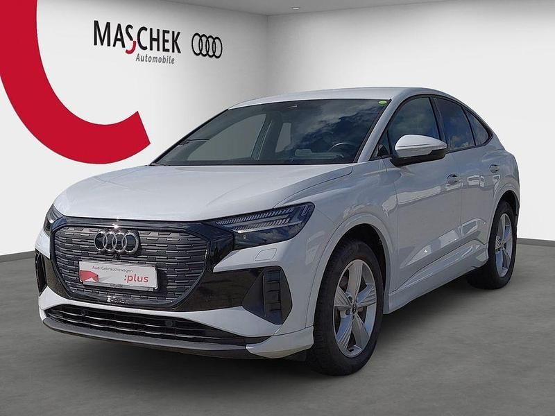 Gebraucht Audi Q4 Sportback e-tron S-Line 125 kW (170 PS) 2022 Gletscherweiss metallic SUV