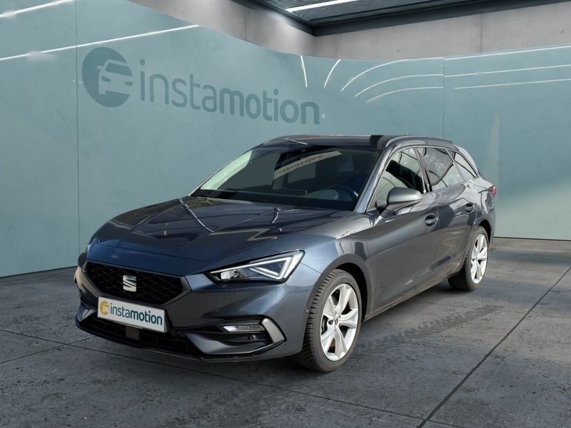 Grau Gebraucht 2024 Seat Leon FR Van / Kleinbus | 31.100 € (Etwas zu teuer) - Bild 1/4