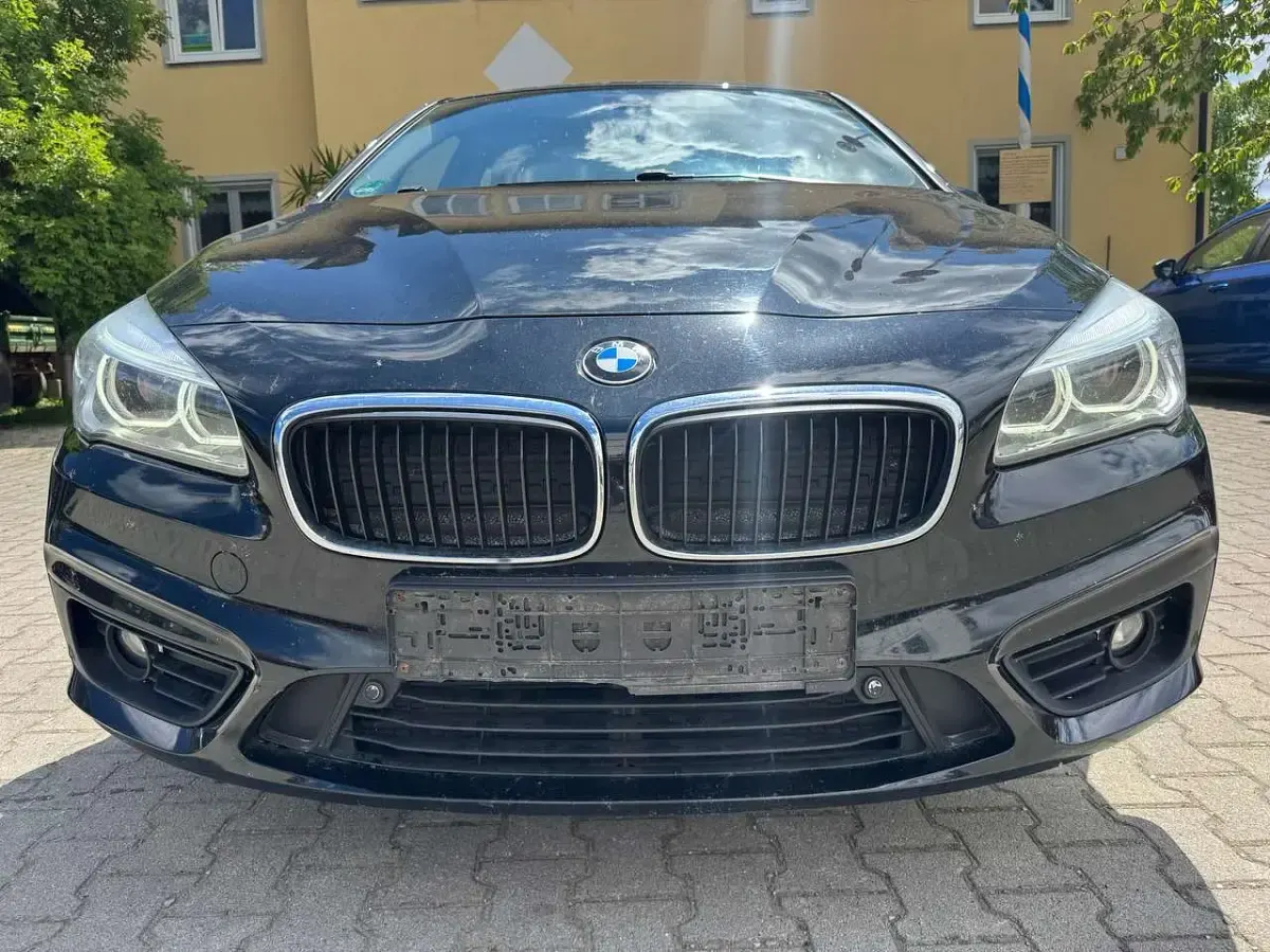Gebraucht BMW 216 Advantage 116 PS (85 kW) 2016 Schwarz ii Limousine