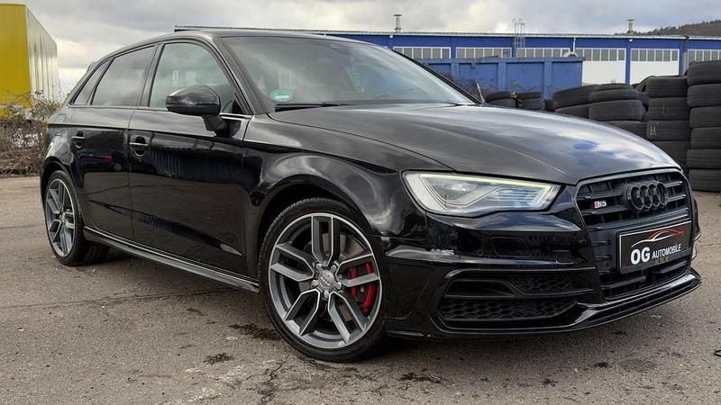 Gebraucht Audi S3 Ambiente 300 PS (220 kW) 2015 Schwarz Limousine
