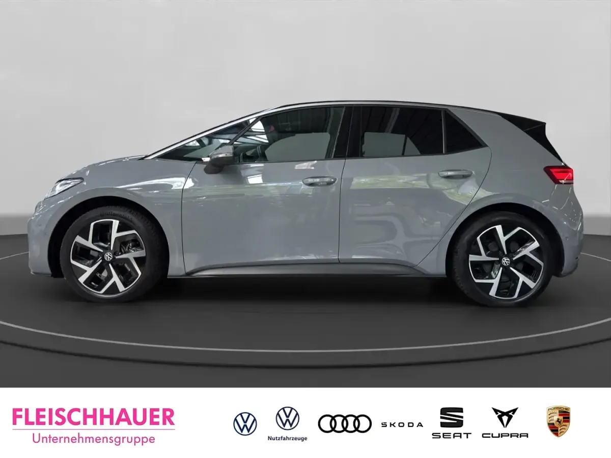 Gebraucht VW ID.3 Pro 150 kW (204 PS) 2024 Grau Kleinwagen