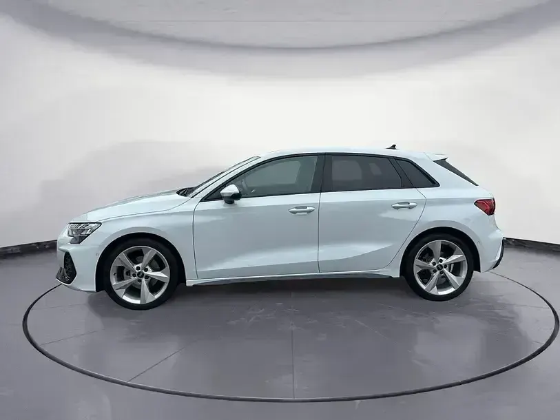 Gebraucht Audi A3 S-Line 150 PS (110 kW) 2024 Weiß Limousine