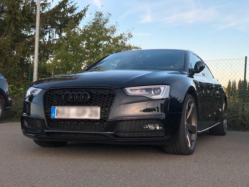 Schwarz Gebraucht 2015 Audi A5 Sportback S-Line Kleinwagen | 17.500 € (Teuer) - Bild 1/4