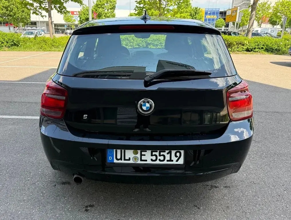 Gebraucht BMW 114 Sport Line 95 PS (69 kW) 2013 Schwarz Kleinwagen