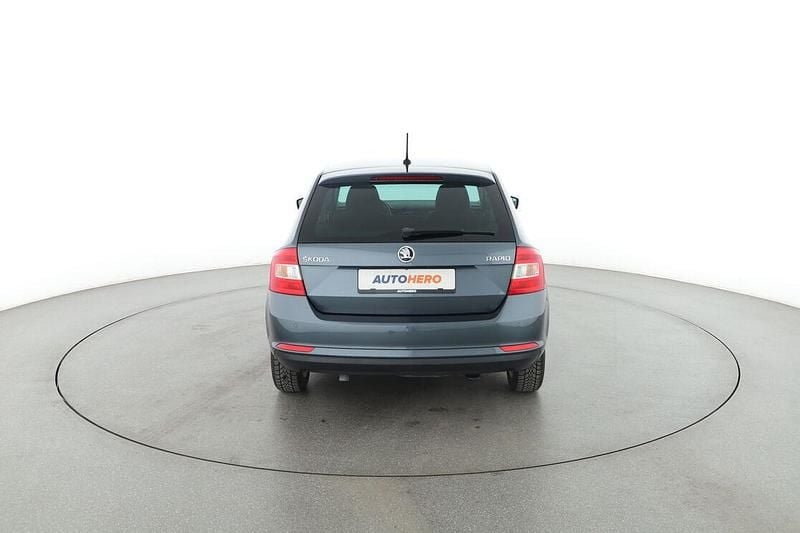 Gebraucht Skoda Rapid Joy 110 PS (80 kW) 2016 Grau Limousine