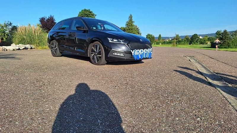 Schwarz Gebraucht 2020 Skoda Octavia First Edition Kombi | 21.000 € (Fairer Preis) - Bild 1/4