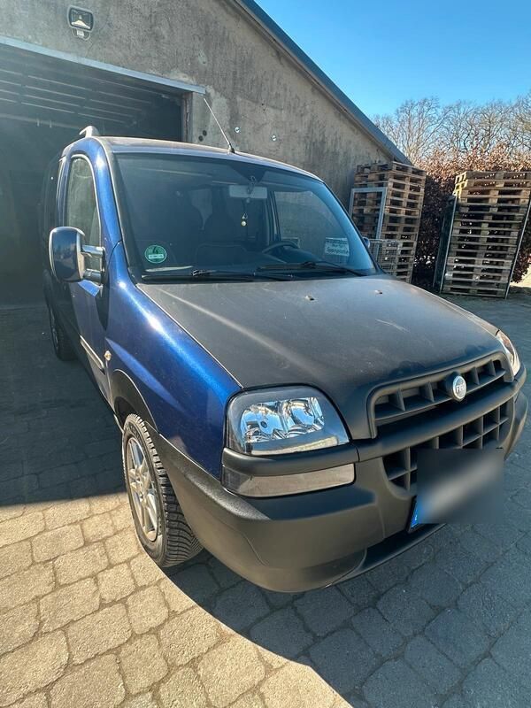 Blau Gebraucht 2002 Fiat Doblò Van / Kleinbus | 2.750 € - Bild 1/4