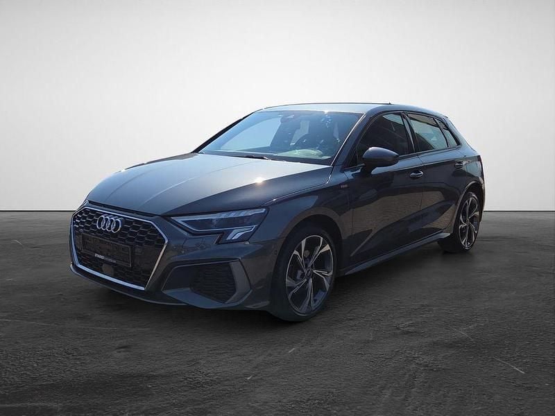 Gebraucht Audi A3 S-Line 150 PS (110 kW) 2022 Grau Limousine