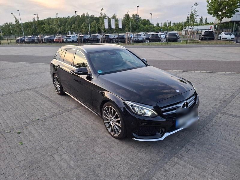 Schwarz Gebraucht 2015 Mercedes C200 AMG Kombi | 19.870 € (Fairer Preis) - Bild 1/4