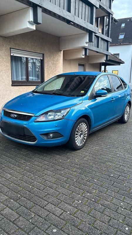 Gebraucht Ford Focus Sport 125 PS (91 kW) 2010 Blau Kleinwagen