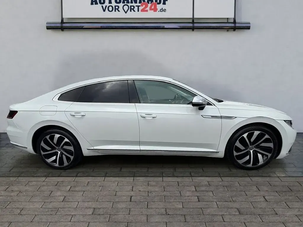 Gebraucht VW Arteon Elegance 239 PS (175 kW) 2017 Weiß Kleinwagen