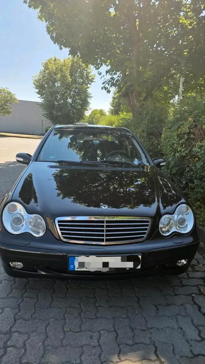 Gebraucht Mercedes C180 142 PS (104 kW) 2005 Schwarz Limousine