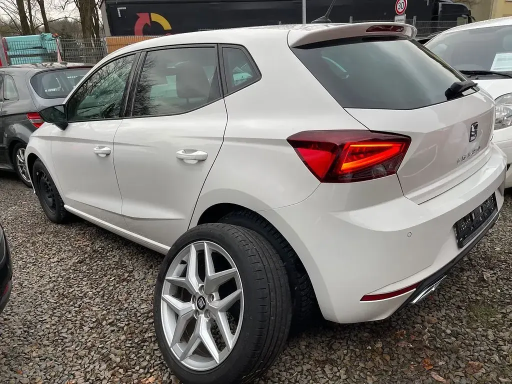 Gebraucht Seat Ibiza FR 116 PS (85 kW) 2019 Weiß Limousine