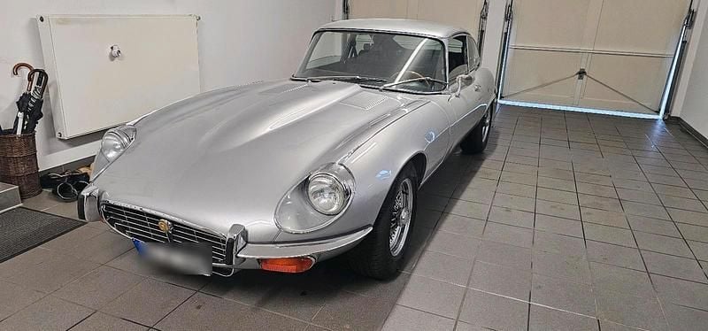 Second-hand Jaguar E-Type 268 CP (197 kW) 1971 Argintiu Coupe