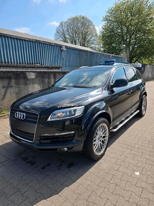 Schwarz Gebraucht 2009 Audi Q7 Exclusive SUV | 9.980 € (Superpreis) - Bild 1/4
