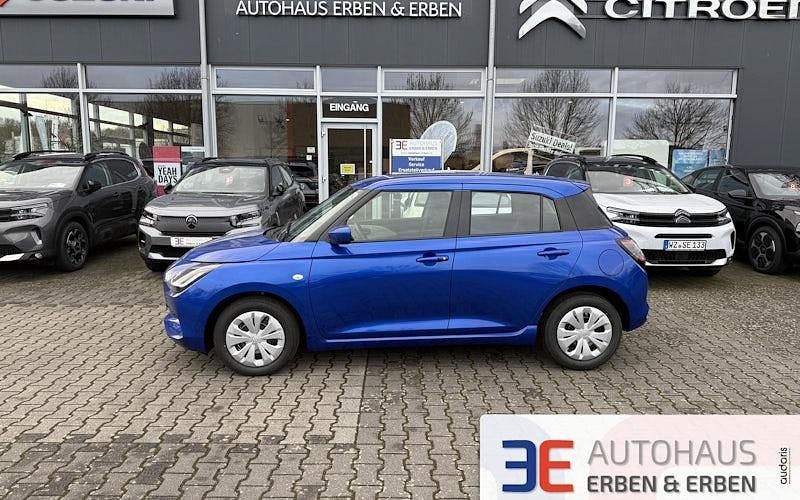 Blau Neu 2025 Suzuki Swift Club Limousine | 16.990 € - Bild 1/4