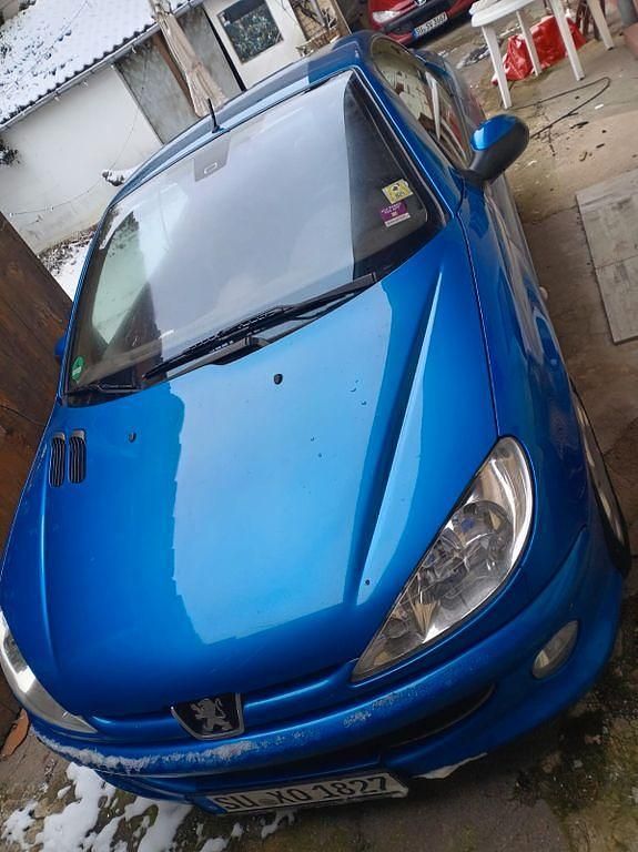 Gebraucht Peugeot 206 CC 136 PS (100 kW) 2003 Blau Cabrio