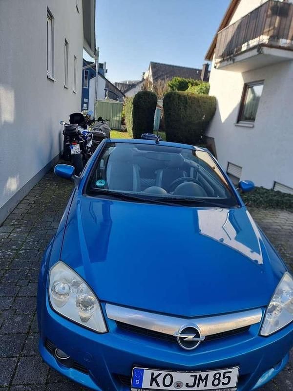 Gebraucht Opel Tigra Edition 90 PS (66 kW) 2008 Blau Cabrio