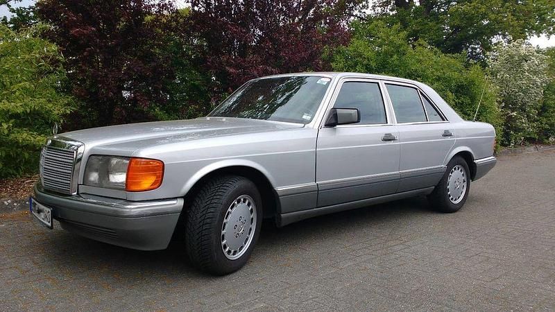 Silber Gebraucht 1987 Mercedes 260 SE Limousine | 5.000 € - Bild 1/4