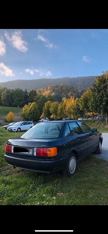 Second-hand Audi 80 90 CP (66 kW) 1988 Albastru Berlinǎ