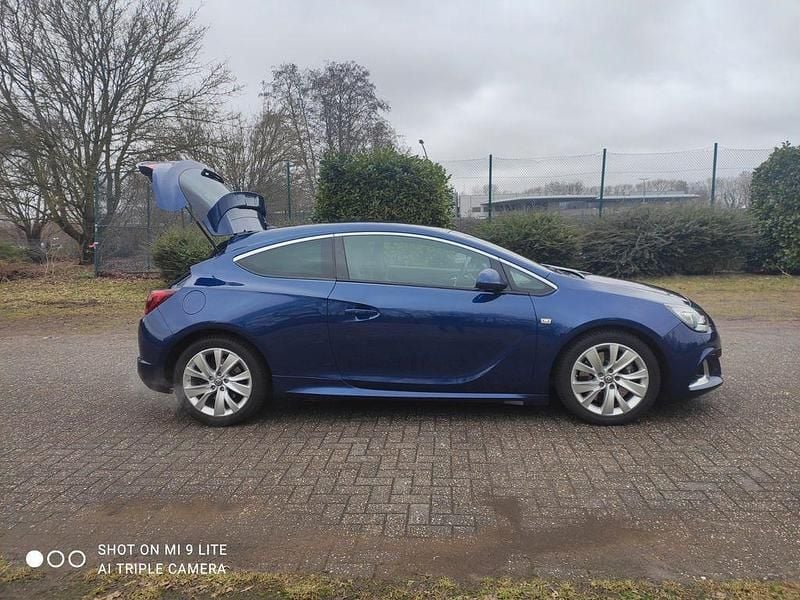 Gebraucht Opel Astra OPC 280 PS (205 kW) 2012 Blau Limousine