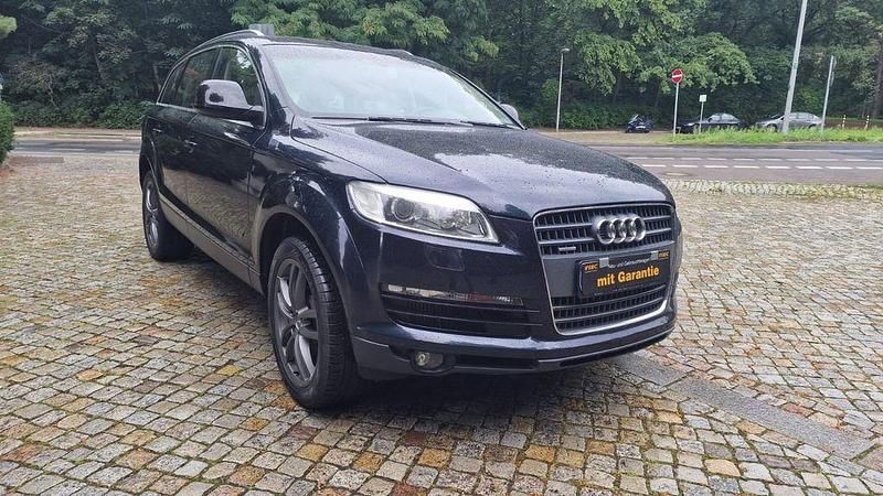 Blau Gebraucht 2007 Audi Q7 Advanced SUV | 12.500 € (Fairer Preis) - Bild 1/4