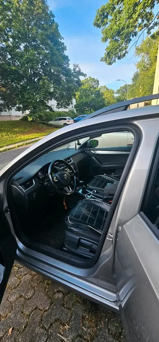 Gebraucht Skoda Octavia Ambition 118 PS (86 kW) 2018 Beige Kombi