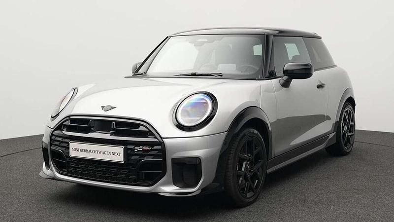 Grau Gebraucht 2024 Mini John Cooper Works Kleinwagen | 28.040 € (Guter Preis) - Bild 1/4