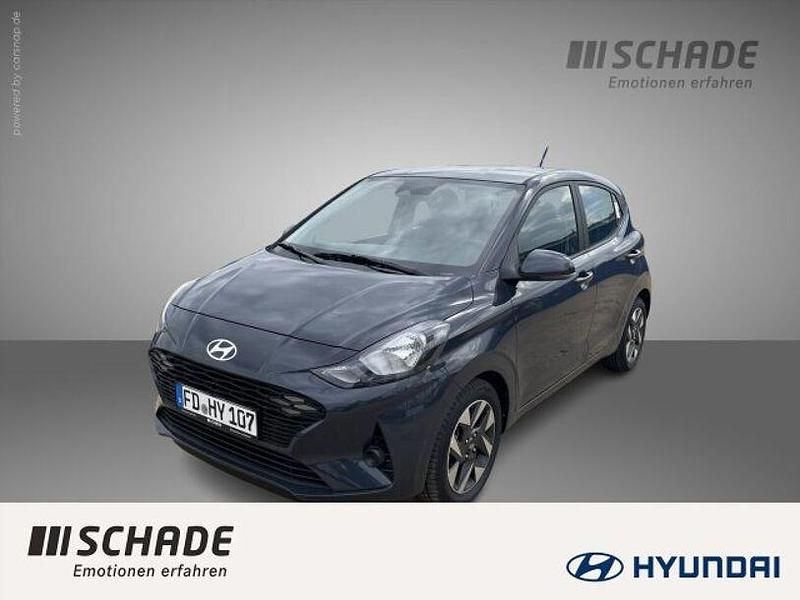 Grau Gebraucht 2025 Hyundai i10 Trend Kleinwagen | 16.750 € (Fairer Preis) - Bild 1/4