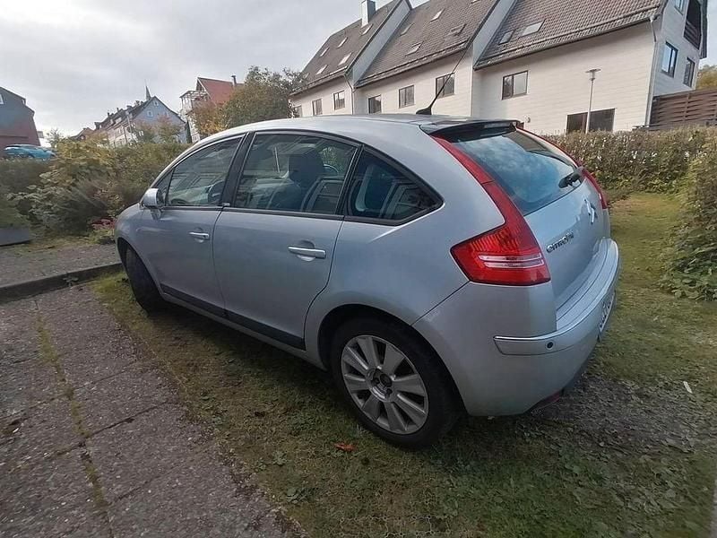 Usado Citroën C4 Exclusive 109 HP (80 kW) 2007 Prateado Sedan
