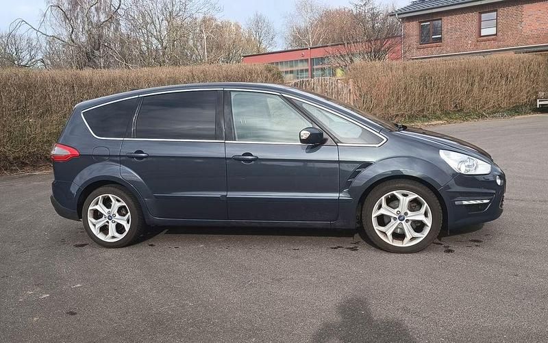 Gebraucht Ford S-MAX S 140 PS (102 kW) 2014 Grau Van / Kleinbus