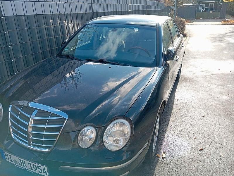 Schwarz Gebraucht 2004 Kia Opirus Limousine | 2.900 € (Teuer) - Bild 1/4