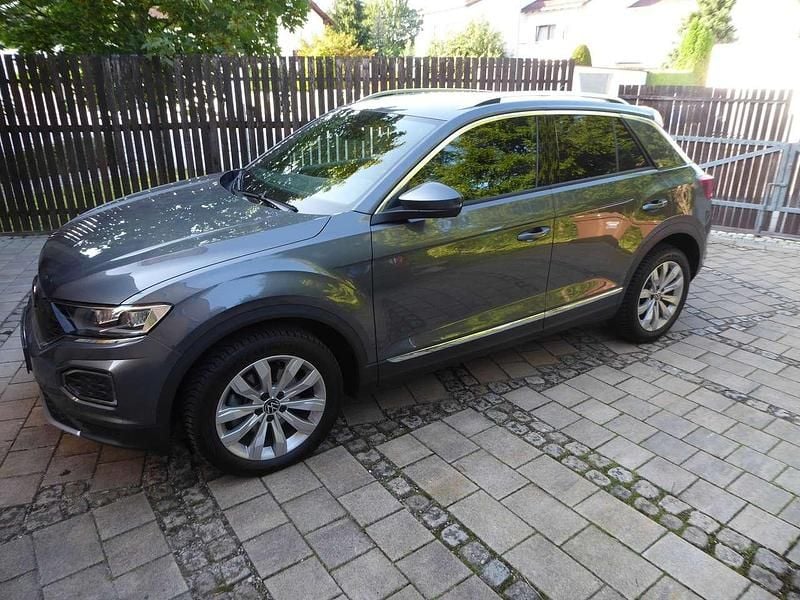Grau Gebraucht 2021 VW T-Roc United SUV | 27.000 € (Guter Preis) - Bild 1/4