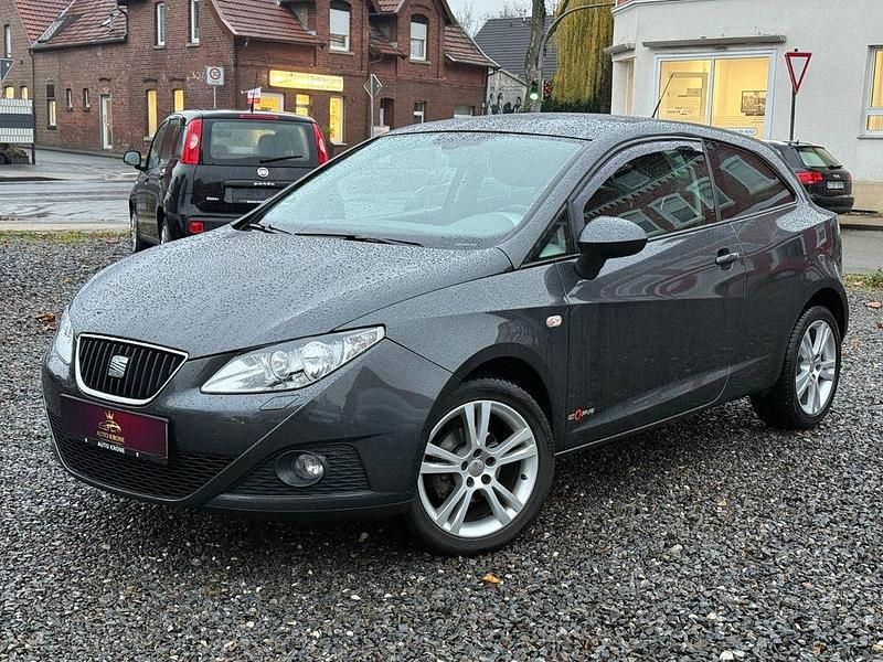 Grau Gebraucht 2012 Seat Ibiza SC Copa Kleinwagen | 5.999 € (Fairer Preis) - Bild 1/4