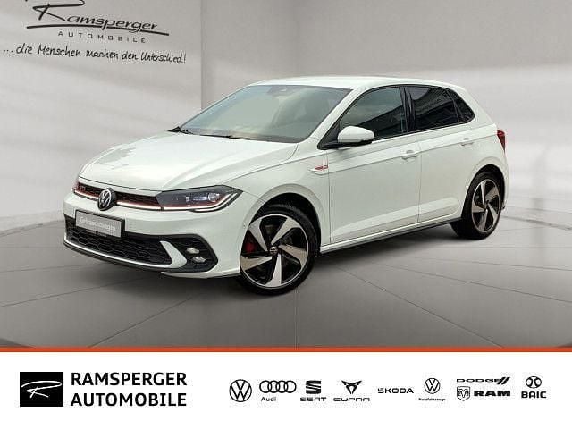 Weiß (pure white) Gebraucht 2024 VW Polo GTI Limousine | 24.490 € (Fairer Preis) - Bild 1/4