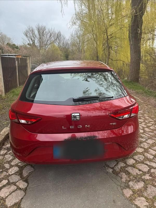 Gebraucht Seat Leon 110 PS (80 kW) 2014 Rot Limousine