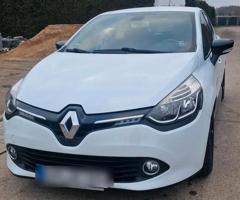 Weiß Gebraucht 2014 Renault Clio IV Initiale Paris Kleinwagen | 5.900 € (Etwas zu teuer) - Bild 1/4