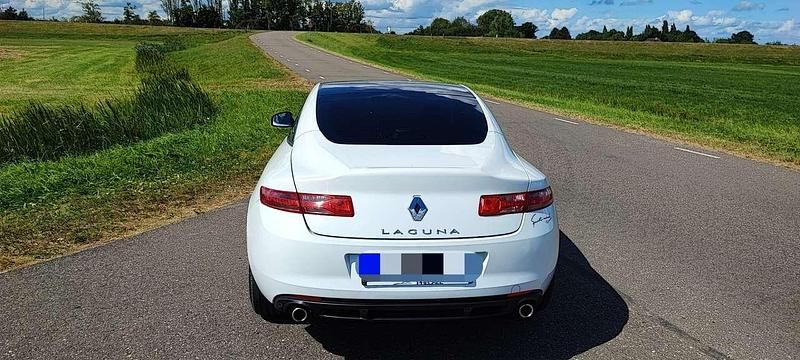 Gebraucht Renault Laguna Coupé 173 PS (127 kW) 2012 Weiß Coupé