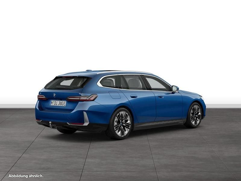 Gebraucht BMW i5 250 kW (340 PS) 2025 Blau Kombi