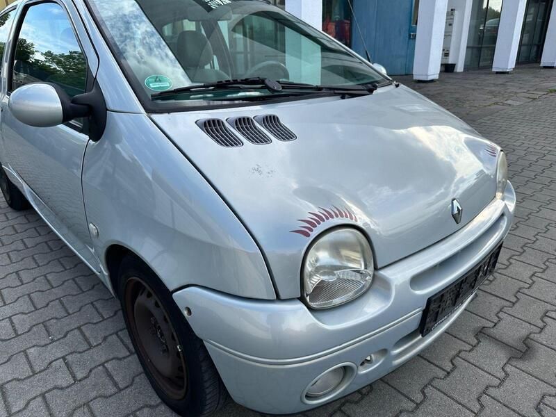Grau Gebraucht 2005 Renault Twingo Dynamique Kleinwagen | 1.490 € (Fairer Preis) - Bild 1/4
