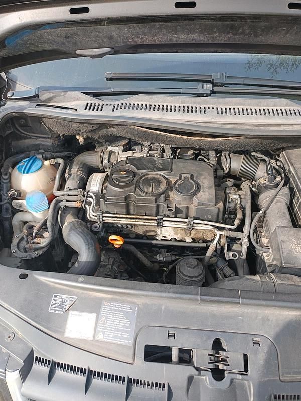 Gebraucht VW Touran 105 PS (77 kW) 2006 Schwarz Van / Kleinbus