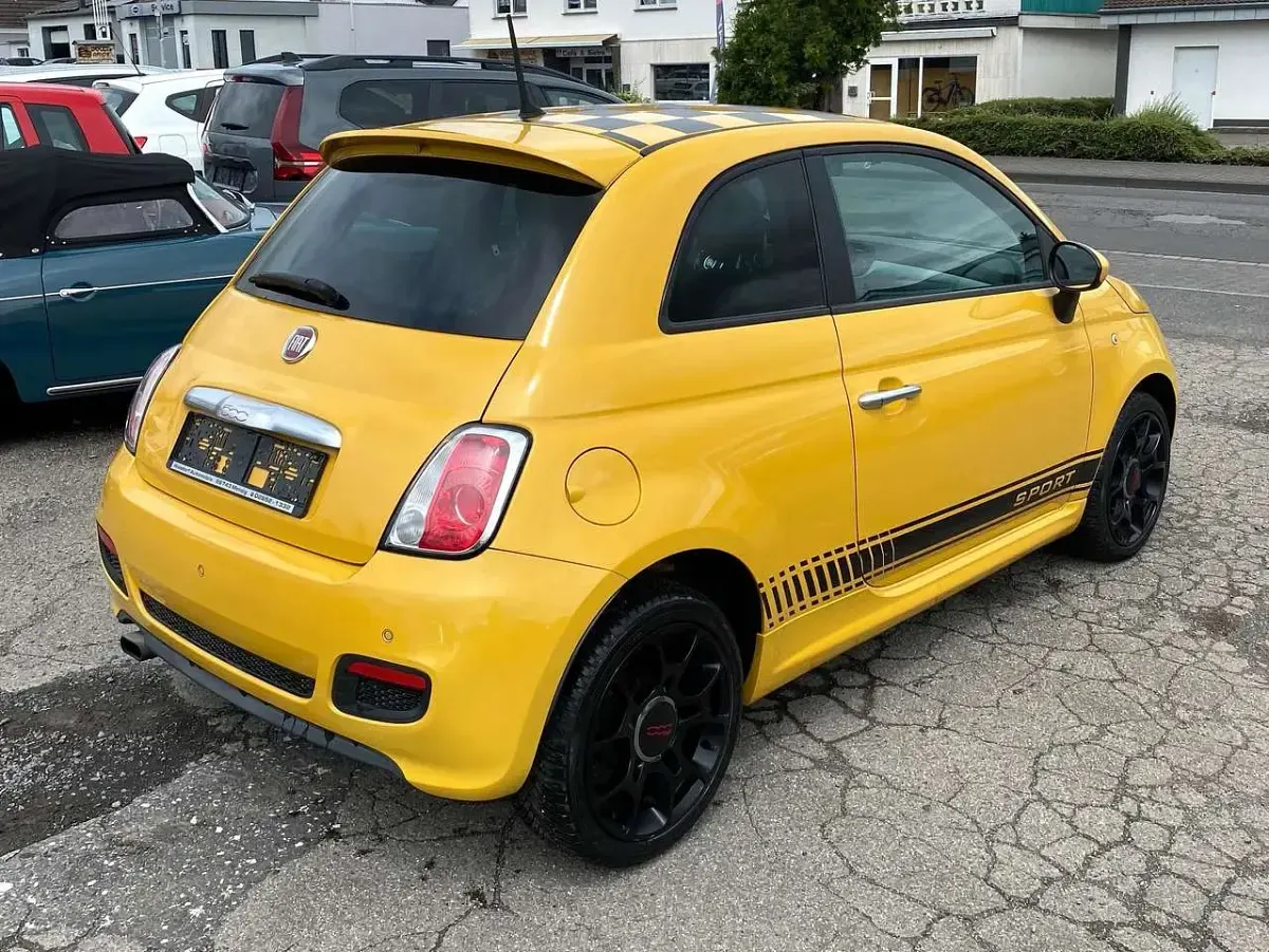 Gebraucht Fiat 500S S 69 PS (50 kW) 2014 Colore esterno (giallo ocra) Kleinwagen