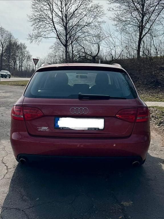 Gebraucht Audi A4 Ambiente 265 PS (194 kW) 2008 Rot Kombi