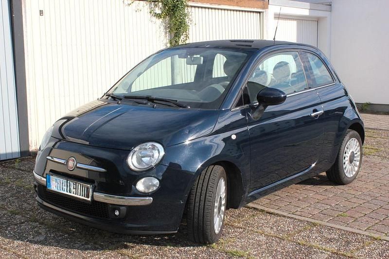 Blau Gebraucht 2011 Fiat 500 Lounge Kleinwagen | 4.500 € (Etwas zu teuer) - Bild 1/4