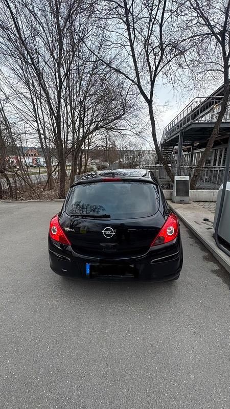 Second-hand Opel Corsa 90 CP (66 kW) 2009 Negru Hatchback